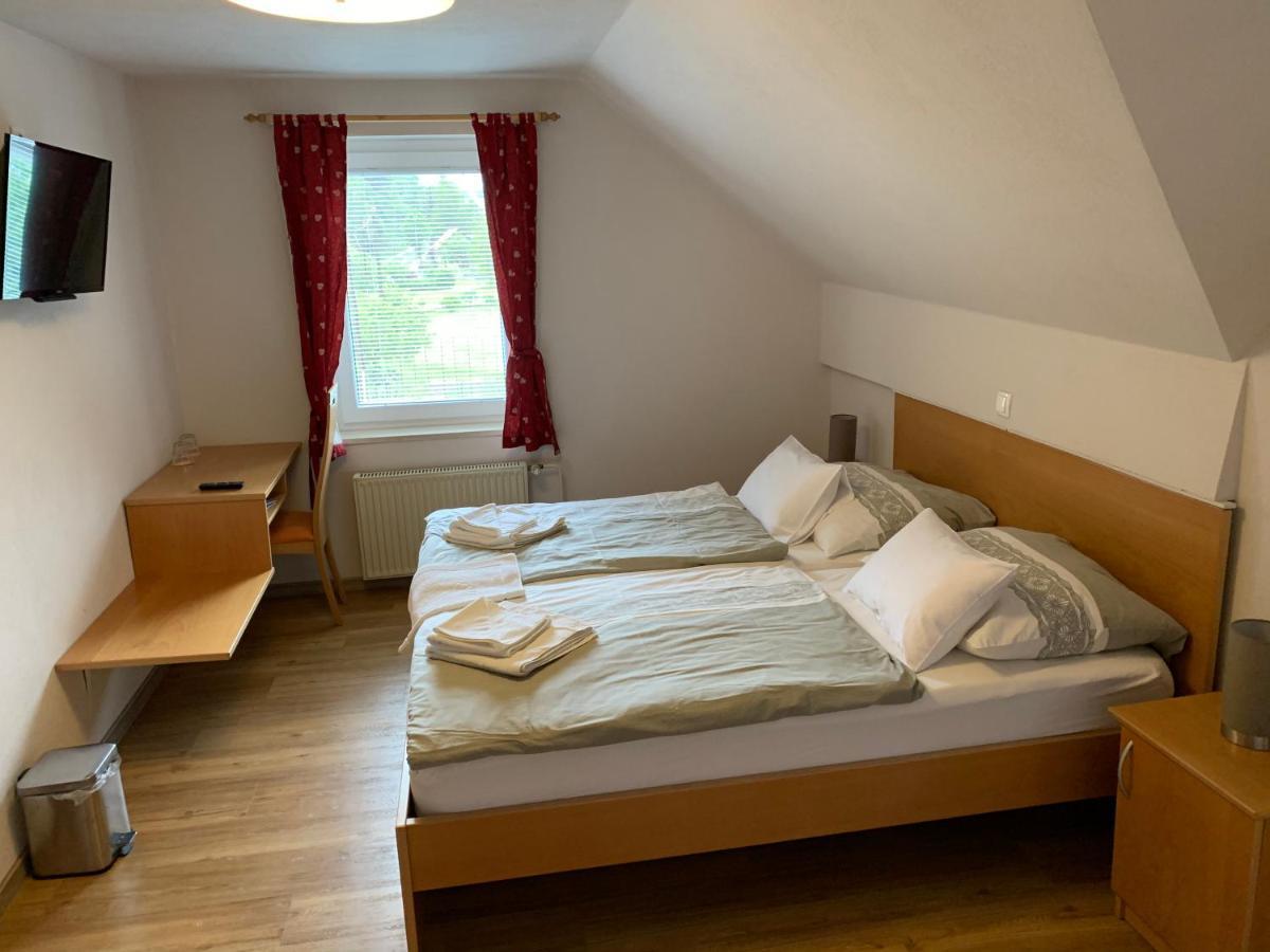 Guesthouse Veranda Mojstrana Εξωτερικό φωτογραφία